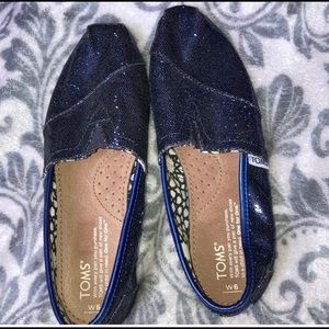Toms Blue sparkle slip ons